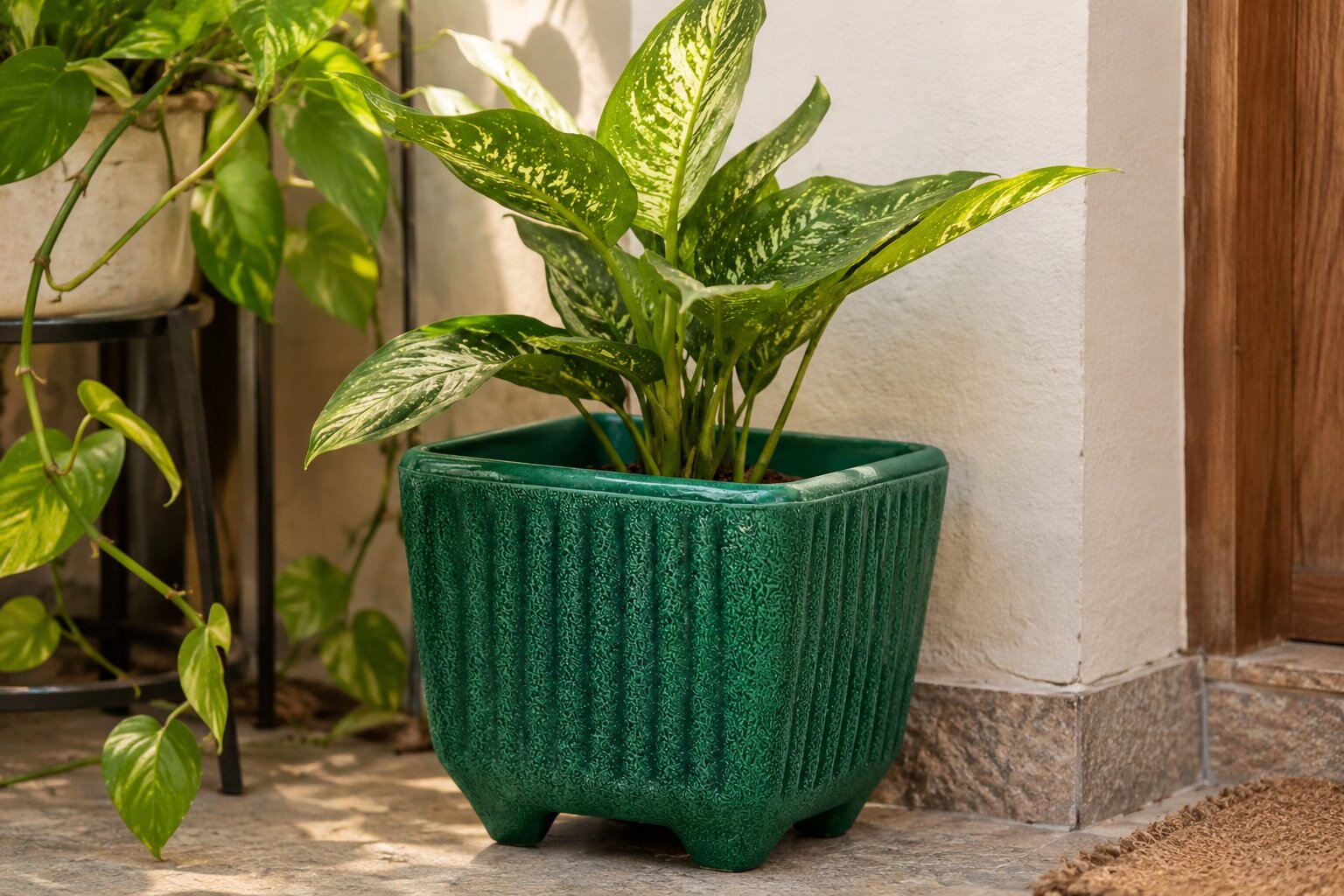 Twist S Square Planter – Green